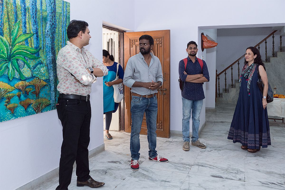 Founder and Director of Vis-a-Vis art studio, Mr. Vijay Patel in conversation with studio artists